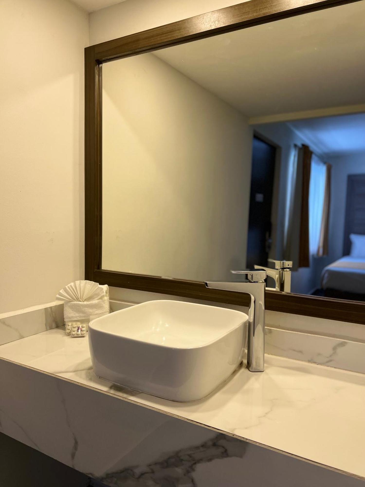 Hotel Bugambilia Ермосільо Екстер'єр фото